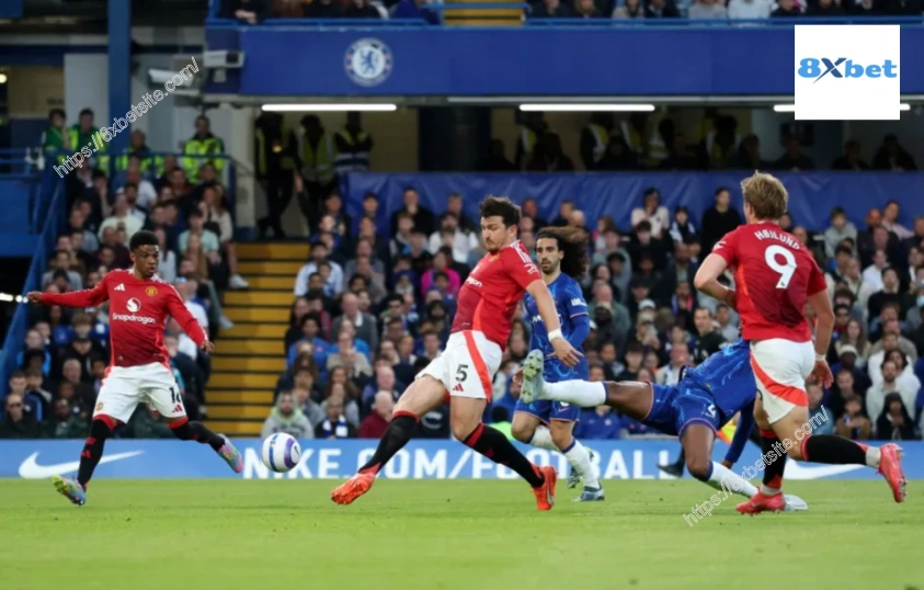 8xbet: Chelsea đánh bại Man Utd 1-0, tranh cãi bàn thắng việt vị