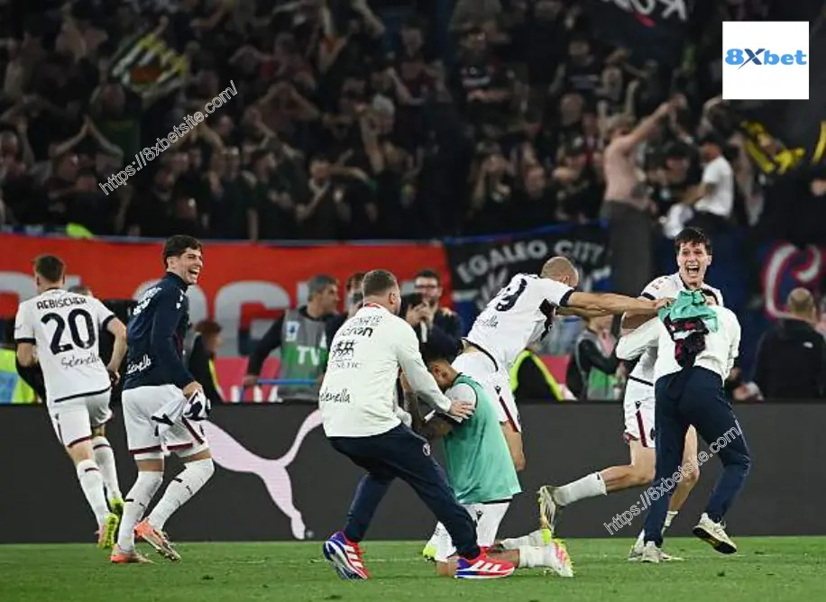 Bologna đánh bại Milan 1-0, vô địch Coppa Italia sau 51 năm